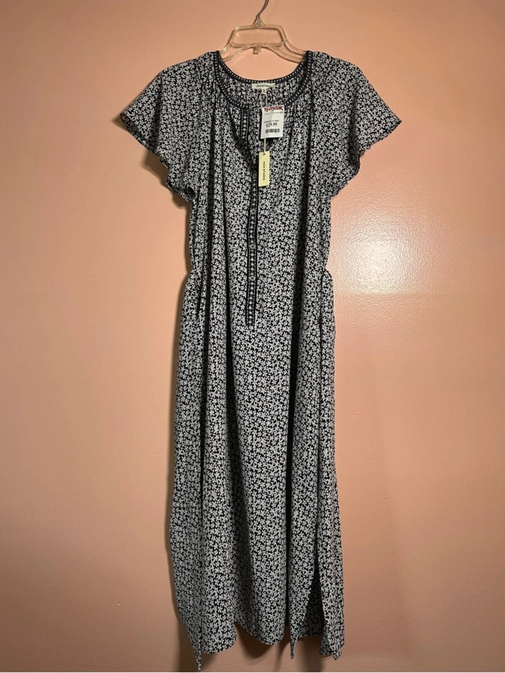NWT Max Studio Black and White Floral Maxi Dress with Tie - Picture 2 of 7
